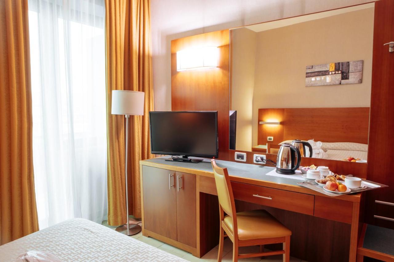 Hotel Amico Чита' Сант'Анджело Екстериор снимка
